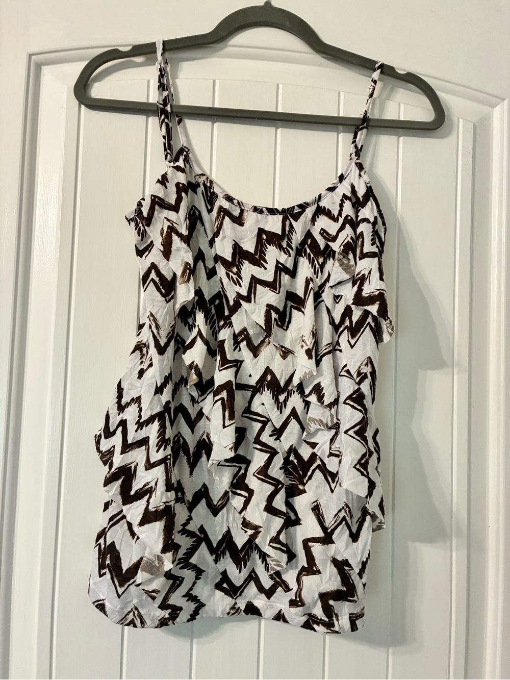 AB Studio White and Brown Zigzag Ruffle Camisole